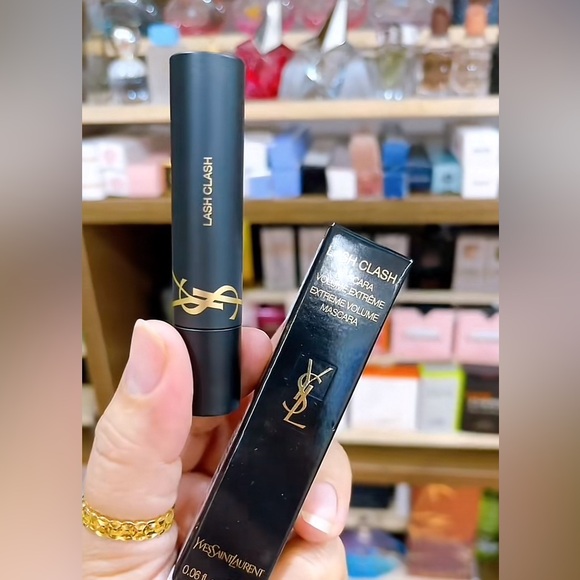 Yves Saint Laurent Black Zip Pouch Charm Essential Set, Lipstick, serum, mascara - Picture 11 of 16